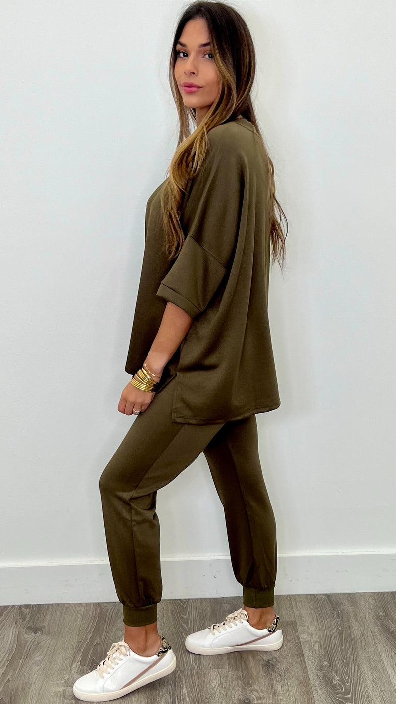 Zaira Olive Brown Oversized Top