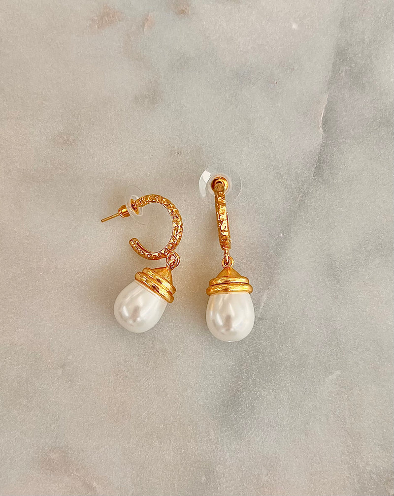 Carlotta Pearl Earrings