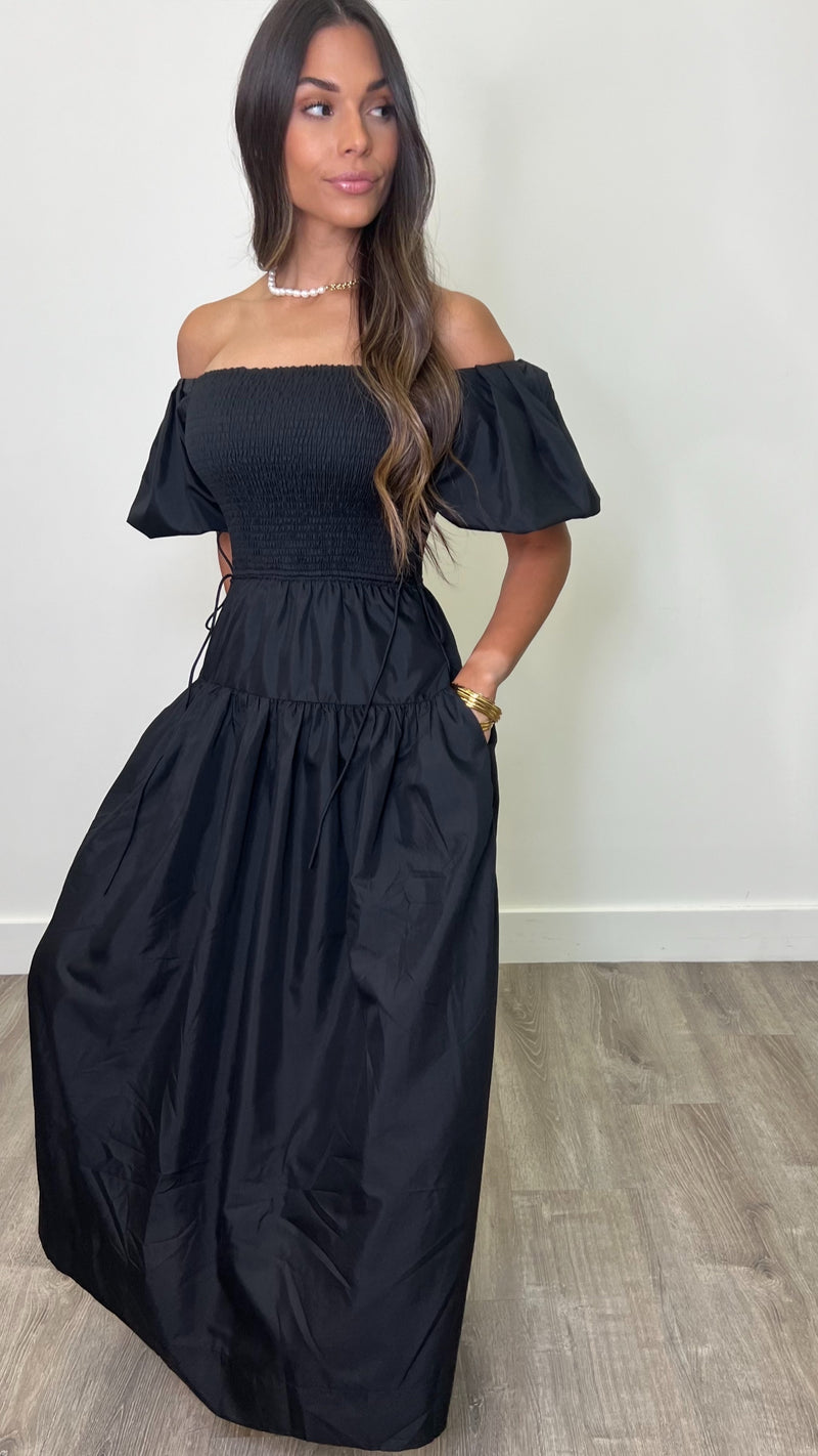 Cerridwen Black Maxi Dress