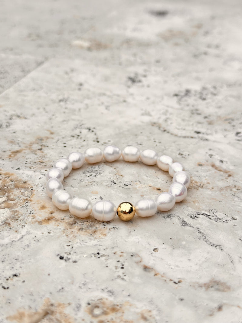 Vicky Pearl Bracelet