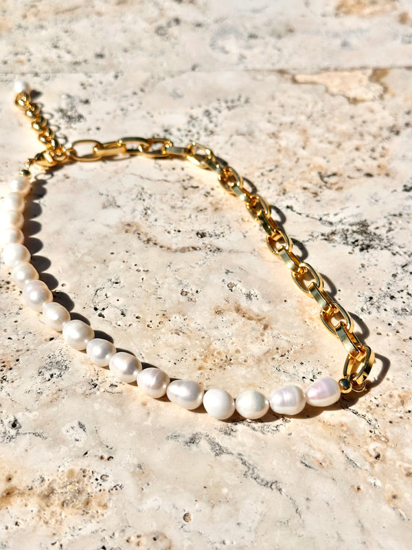 Laura Pearl Chain Necklace