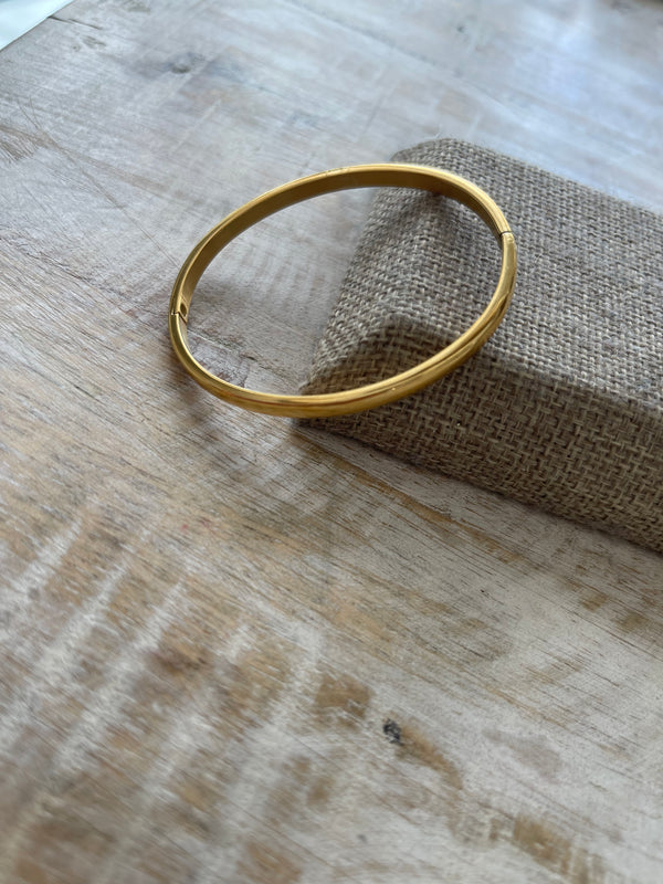 Rosy's Gold Bangle